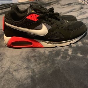 Air max shoes